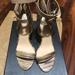 Joe’s natural/nude heels